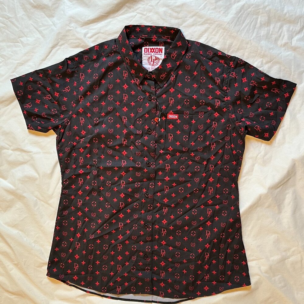 Dixxon Flannel Co. "Red Drip Bougie" All Over Print Women's L Short Sleeve Shirt